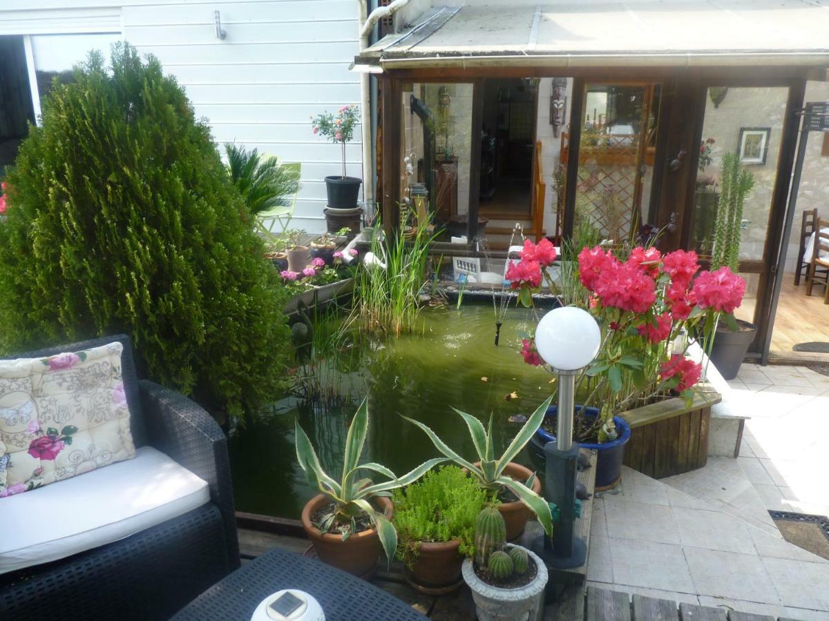 L'Arum Antique Sainte-Catherine-de-Fierbois ภายนอก รูปภาพ